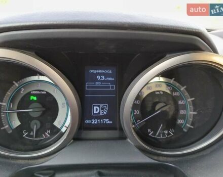 Черный Тойота Ленд Крузер, объемом двигателя 2.98 л и пробегом 321 тыс. км за 24000 $, фото 6 на Automoto.ua