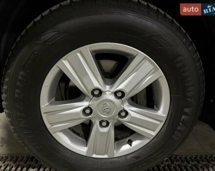 Чорний Тойота Ленд Крузер, об'ємом двигуна 4.5 л та пробігом 267 тис. км за 34900 $, фото 6 на Automoto.ua