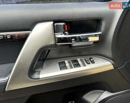 Черный Тойота Ленд Крузер, объемом двигателя 4.46 л и пробегом 149 тыс. км за 34700 $, фото 47 на Automoto.ua