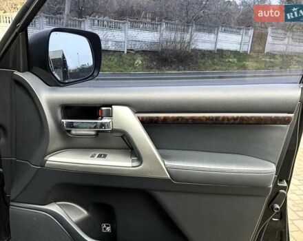 Черный Тойота Ленд Крузер, объемом двигателя 4.46 л и пробегом 149 тыс. км за 34700 $, фото 54 на Automoto.ua