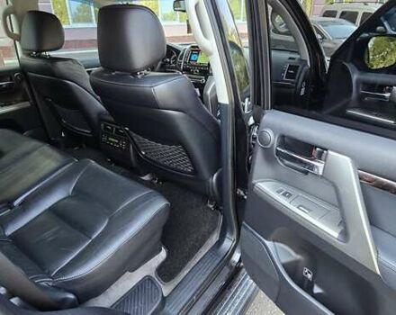 Чорний Тойота Ленд Крузер, об'ємом двигуна 4.61 л та пробігом 305 тис. км за 29000 $, фото 18 на Automoto.ua