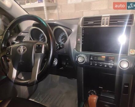 Черный Тойота Ленд Крузер, объемом двигателя 2.69 л и пробегом 241 тыс. км за 21000 $, фото 10 на Automoto.ua