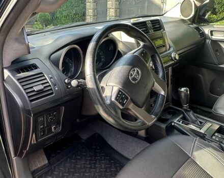 Черный Тойота Ленд Крузер, объемом двигателя 4 л и пробегом 180 тыс. км за 25500 $, фото 4 на Automoto.ua