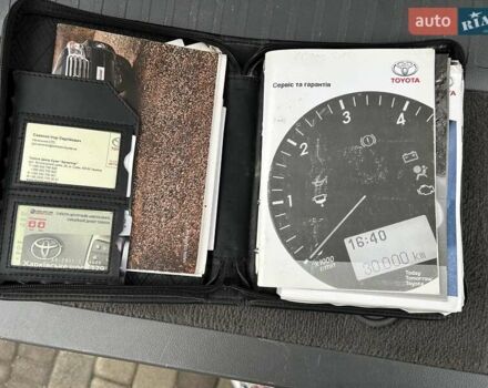 Черный Тойота Ленд Крузер, объемом двигателя 4.46 л и пробегом 149 тыс. км за 34700 $, фото 58 на Automoto.ua