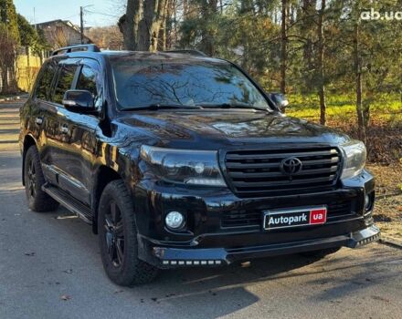 Черный Тойота Ленд Крузер, объемом двигателя 4.6 л и пробегом 192 тыс. км за 35990 $, фото 2 на Automoto.ua