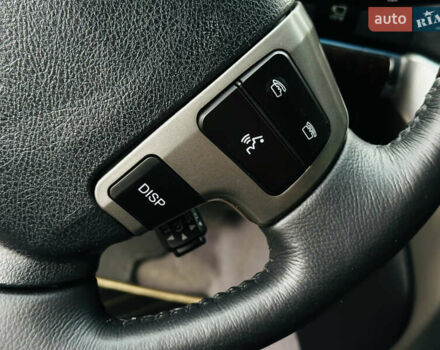 Черный Тойота Ленд Крузер, объемом двигателя 4.61 л и пробегом 197 тыс. км за 34500 $, фото 31 на Automoto.ua