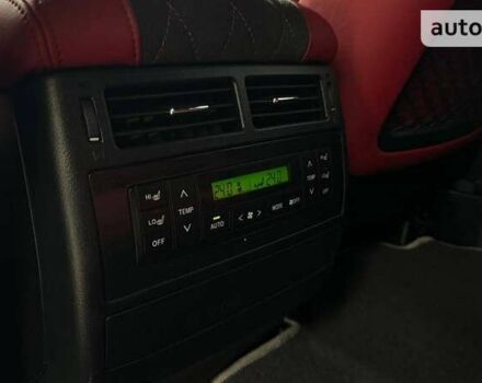 Черный Тойота Ленд Крузер, объемом двигателя 4.46 л и пробегом 268 тыс. км за 33900 $, фото 18 на Automoto.ua