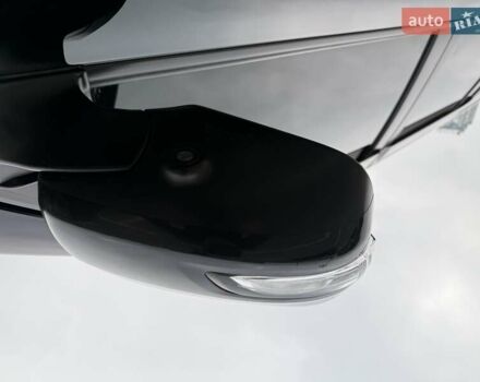 Черный Тойота Ленд Крузер, объемом двигателя 4.46 л и пробегом 300 тыс. км за 26300 $, фото 47 на Automoto.ua