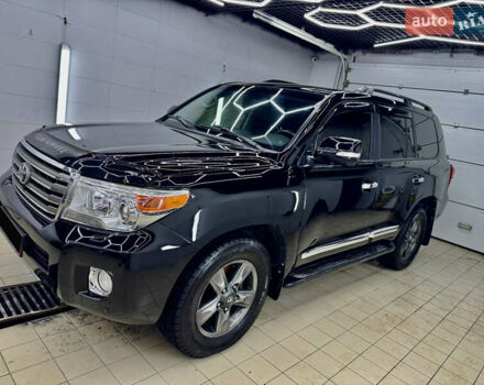 Черный Тойота Ленд Крузер, объемом двигателя 4.5 л и пробегом 318 тыс. км за 28990 $, фото 10 на Automoto.ua