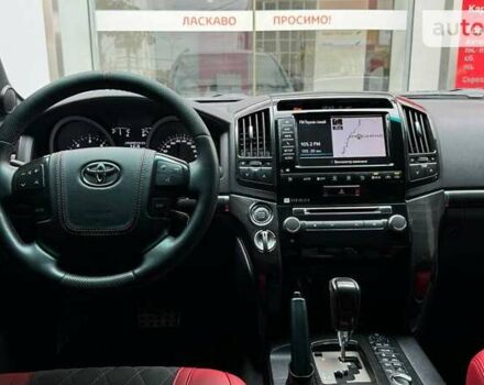 Черный Тойота Ленд Крузер, объемом двигателя 4.46 л и пробегом 268 тыс. км за 33900 $, фото 11 на Automoto.ua
