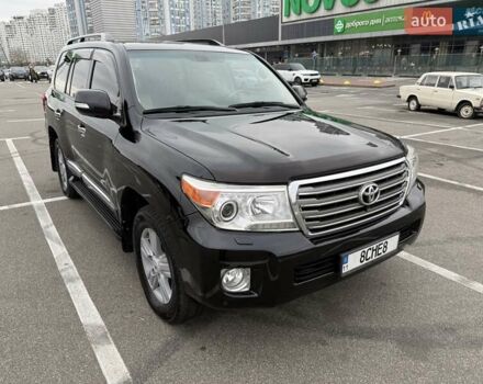 Черный Тойота Ленд Крузер, объемом двигателя 4.46 л и пробегом 300 тыс. км за 26300 $, фото 22 на Automoto.ua