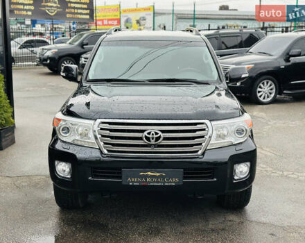Черный Тойота Ленд Крузер, объемом двигателя 4.61 л и пробегом 197 тыс. км за 34500 $, фото 7 на Automoto.ua
