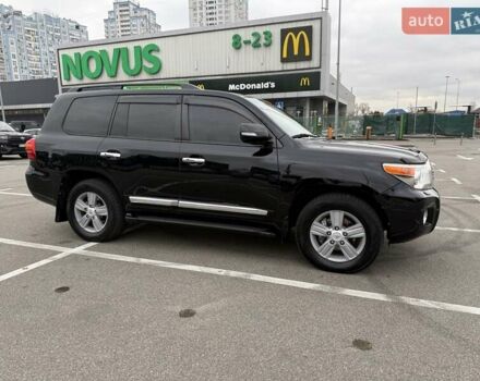 Черный Тойота Ленд Крузер, объемом двигателя 4.46 л и пробегом 300 тыс. км за 26300 $, фото 16 на Automoto.ua