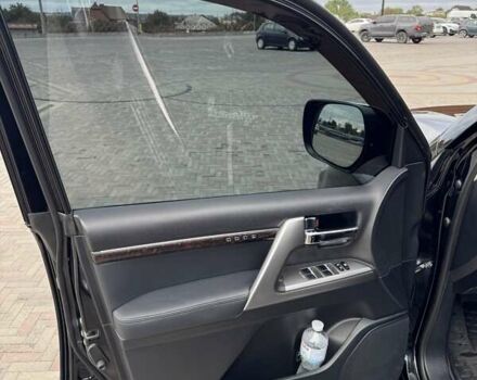 Черный Тойота Ленд Крузер, объемом двигателя 4.5 л и пробегом 130 тыс. км за 50000 $, фото 16 на Automoto.ua