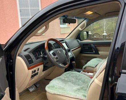 Чорний Тойота Ленд Крузер, об'ємом двигуна 4.46 л та пробігом 76 тис. км за 32000 $, фото 11 на Automoto.ua