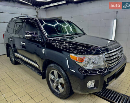 Черный Тойота Ленд Крузер, объемом двигателя 4.5 л и пробегом 318 тыс. км за 28990 $, фото 12 на Automoto.ua