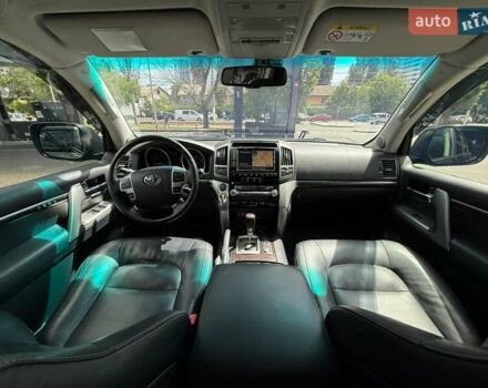 Черный Тойота Ленд Крузер, объемом двигателя 4.5 л и пробегом 190 тыс. км за 39000 $, фото 20 на Automoto.ua