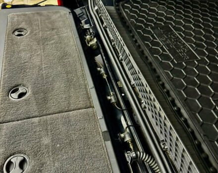 Черный Тойота Ленд Крузер, объемом двигателя 4.5 л и пробегом 318 тыс. км за 28990 $, фото 23 на Automoto.ua