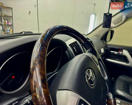 Черный Тойота Ленд Крузер, объемом двигателя 4.5 л и пробегом 318 тыс. км за 28990 $, фото 15 на Automoto.ua