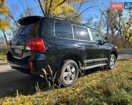 Черный Тойота Ленд Крузер, объемом двигателя 4.46 л и пробегом 129 тыс. км за 41000 $, фото 11 на Automoto.ua