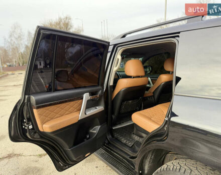 Черный Тойота Ленд Крузер, объемом двигателя 0 л и пробегом 219 тыс. км за 29600 $, фото 32 на Automoto.ua