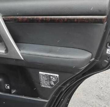 Черный Тойота Ленд Крузер, объемом двигателя 4.5 л и пробегом 212 тыс. км за 42000 $, фото 14 на Automoto.ua