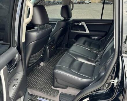 Черный Тойота Ленд Крузер, объемом двигателя 4.5 л и пробегом 130 тыс. км за 50000 $, фото 13 на Automoto.ua