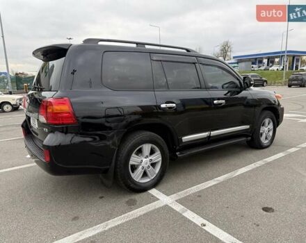 Черный Тойота Ленд Крузер, объемом двигателя 4.46 л и пробегом 300 тыс. км за 26300 $, фото 12 на Automoto.ua