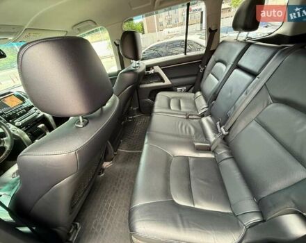 Черный Тойота Ленд Крузер, объемом двигателя 4.5 л и пробегом 190 тыс. км за 39000 $, фото 18 на Automoto.ua