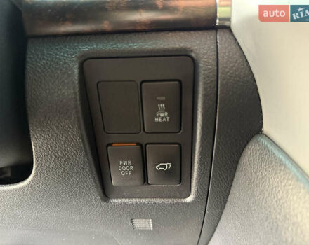 Черный Тойота Ленд Крузер, объемом двигателя 0 л и пробегом 219 тыс. км за 29600 $, фото 67 на Automoto.ua