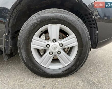 Черный Тойота Ленд Крузер, объемом двигателя 4.46 л и пробегом 300 тыс. км за 26300 $, фото 49 на Automoto.ua