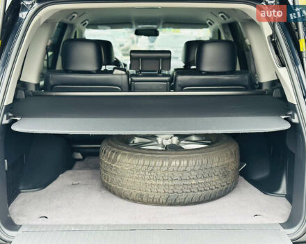 Черный Тойота Ленд Крузер, объемом двигателя 4.61 л и пробегом 197 тыс. км за 34500 $, фото 11 на Automoto.ua