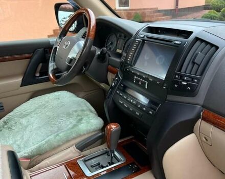 Чорний Тойота Ленд Крузер, об'ємом двигуна 4.46 л та пробігом 76 тис. км за 32000 $, фото 10 на Automoto.ua