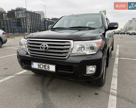 Черный Тойота Ленд Крузер, объемом двигателя 4.46 л и пробегом 300 тыс. км за 26300 $, фото 17 на Automoto.ua