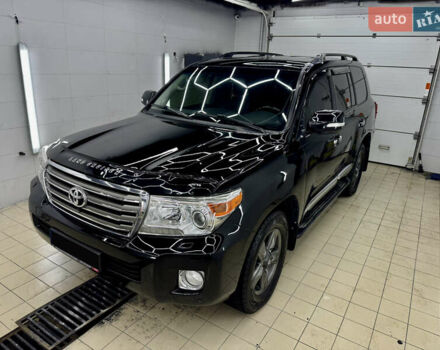 Черный Тойота Ленд Крузер, объемом двигателя 4.5 л и пробегом 318 тыс. км за 28990 $, фото 1 на Automoto.ua