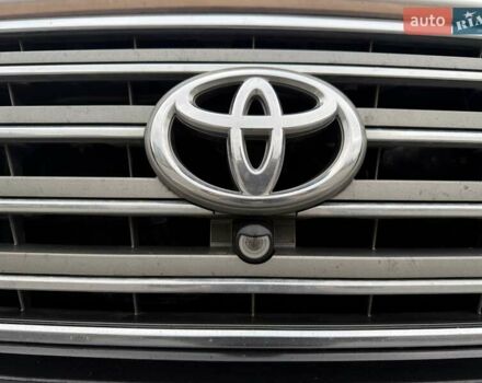 Черный Тойота Ленд Крузер, объемом двигателя 4.46 л и пробегом 300 тыс. км за 26300 $, фото 44 на Automoto.ua