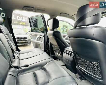 Черный Тойота Ленд Крузер, объемом двигателя 4.61 л и пробегом 197 тыс. км за 34500 $, фото 19 на Automoto.ua