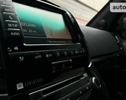 Черный Тойота Ленд Крузер, объемом двигателя 4.46 л и пробегом 268 тыс. км за 33900 $, фото 16 на Automoto.ua