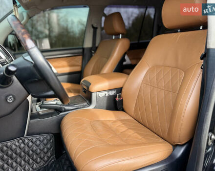 Черный Тойота Ленд Крузер, объемом двигателя 0 л и пробегом 219 тыс. км за 29600 $, фото 48 на Automoto.ua