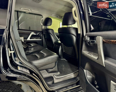 Черный Тойота Ленд Крузер, объемом двигателя 4.5 л и пробегом 318 тыс. км за 28990 $, фото 20 на Automoto.ua