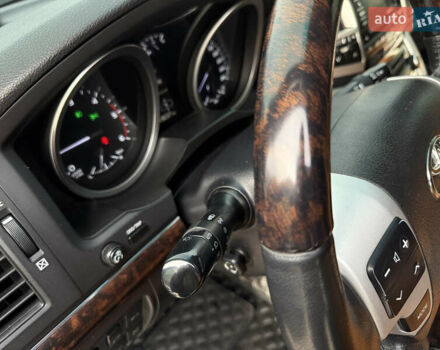 Черный Тойота Ленд Крузер, объемом двигателя 0 л и пробегом 219 тыс. км за 29600 $, фото 53 на Automoto.ua