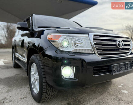 Черный Тойота Ленд Крузер, объемом двигателя 0 л и пробегом 219 тыс. км за 29600 $, фото 85 на Automoto.ua