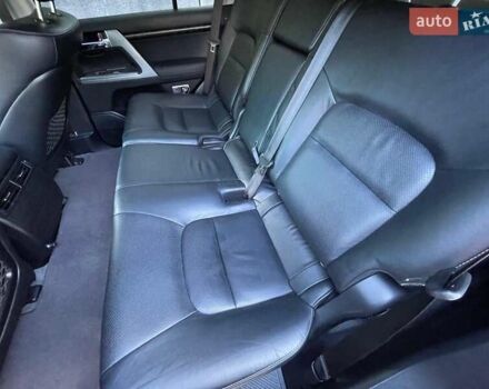 Черный Тойота Ленд Крузер, объемом двигателя 4.5 л и пробегом 190 тыс. км за 39000 $, фото 13 на Automoto.ua