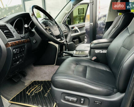 Черный Тойота Ленд Крузер, объемом двигателя 4.61 л и пробегом 197 тыс. км за 34500 $, фото 14 на Automoto.ua