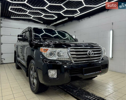 Черный Тойота Ленд Крузер, объемом двигателя 4.5 л и пробегом 318 тыс. км за 28990 $, фото 5 на Automoto.ua