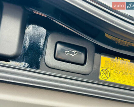 Черный Тойота Ленд Крузер, объемом двигателя 4.61 л и пробегом 197 тыс. км за 34500 $, фото 12 на Automoto.ua