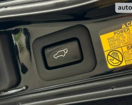 Черный Тойота Ленд Крузер, объемом двигателя 4.46 л и пробегом 268 тыс. км за 33900 $, фото 22 на Automoto.ua