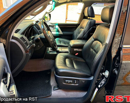 Черный Тойота Ленд Крузер, объемом двигателя 4.6 л и пробегом 310 тыс. км за 29999 $, фото 8 на Automoto.ua