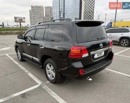 Черный Тойота Ленд Крузер, объемом двигателя 4.46 л и пробегом 300 тыс. км за 26300 $, фото 20 на Automoto.ua