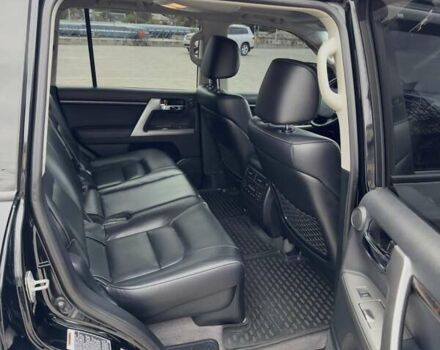 Черный Тойота Ленд Крузер, объемом двигателя 4.5 л и пробегом 130 тыс. км за 50000 $, фото 11 на Automoto.ua